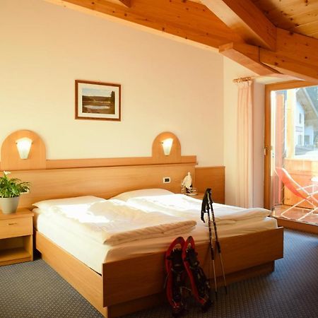Hotel Waldheim Sarnonico Esterno foto