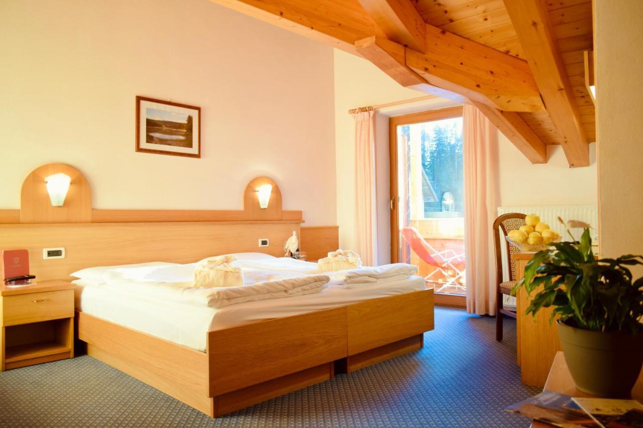 Hotel Waldheim Sarnonico Esterno foto