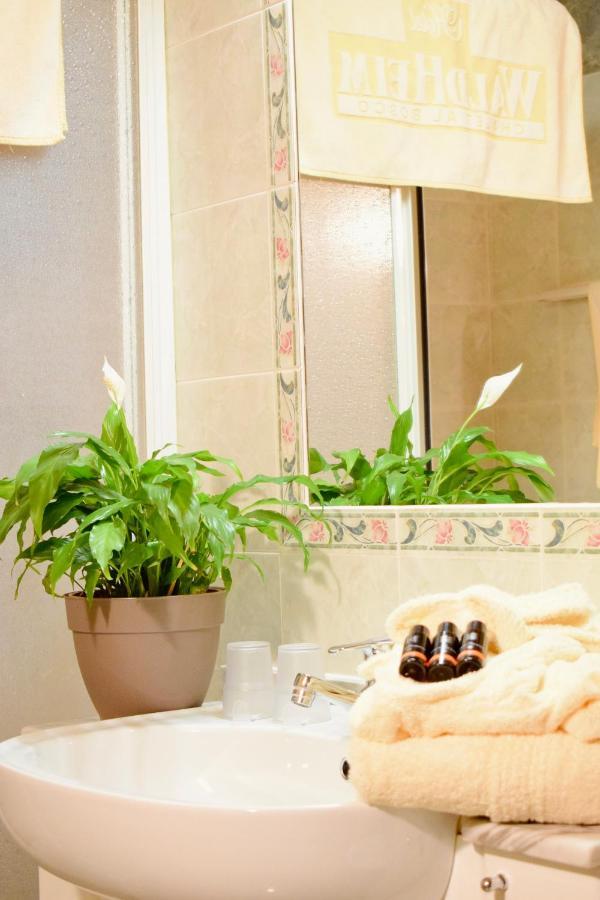 Hotel Waldheim Sarnonico Esterno foto