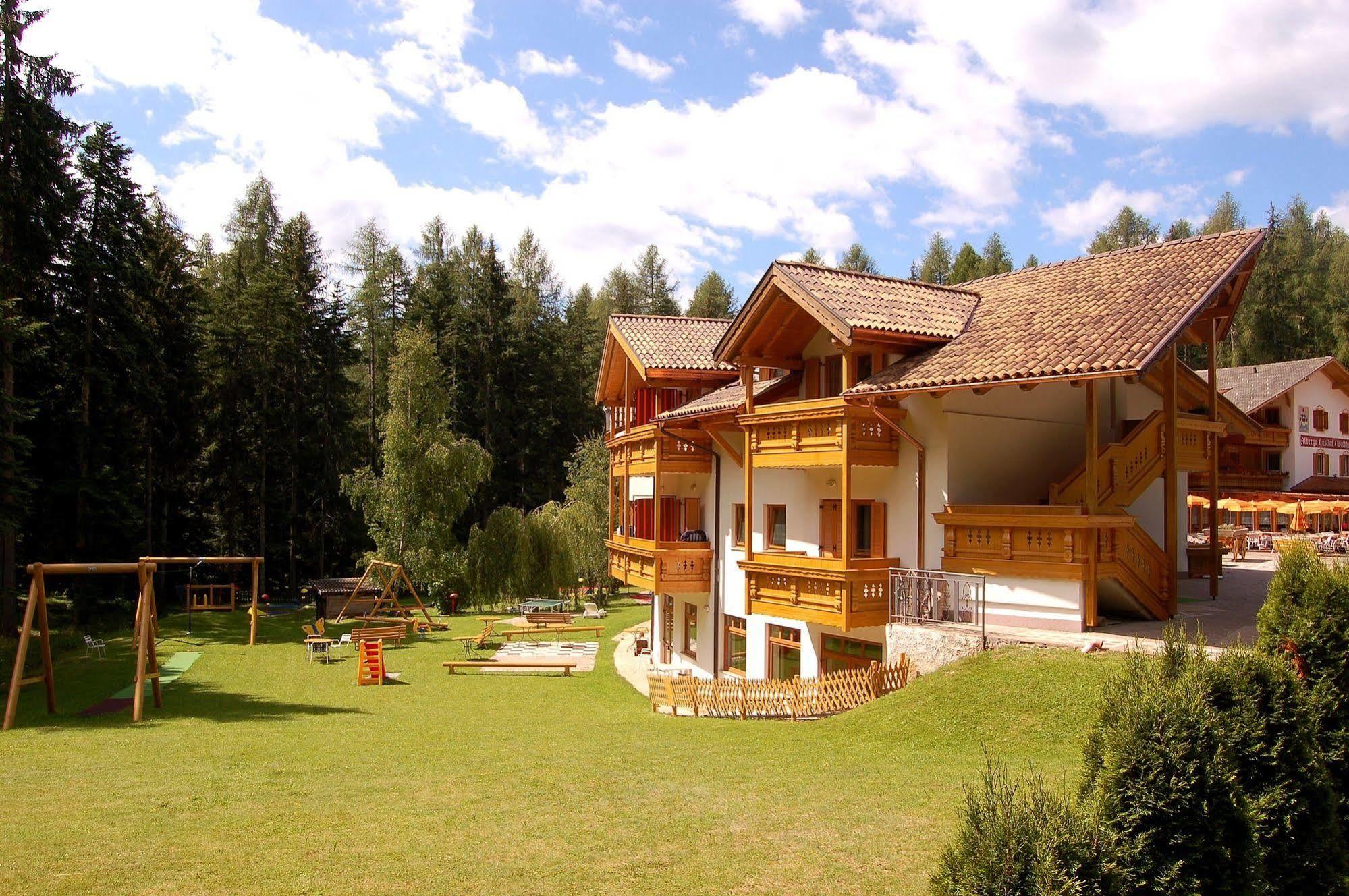 Hotel Waldheim Sarnonico Esterno foto