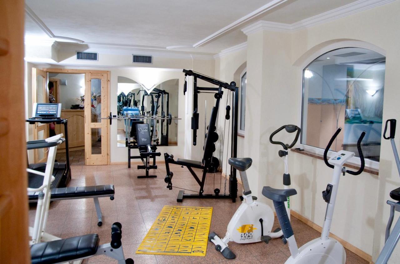 Hotel Waldheim Sarnonico Esterno foto